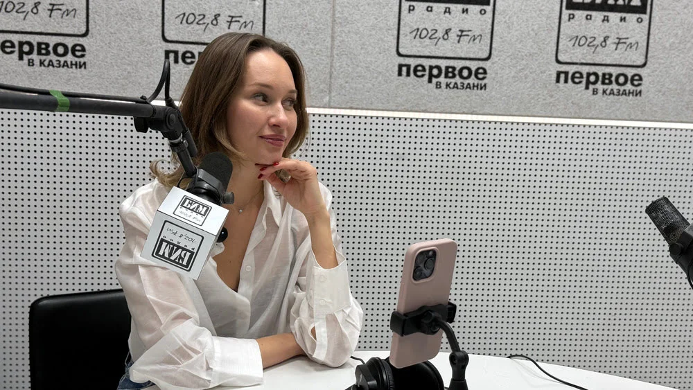 Каждую среду в 18:10 в прямом эфире на БИМ радио Ильсеяр Ильдусовна делится полезной информацией о том, как сохранить красоту, молодость и здоровье!